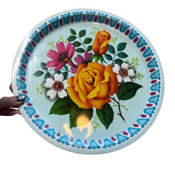 Vintage Elite Tray Made in England Aluminum Rose print 12.5” round - Picture 1 of 5